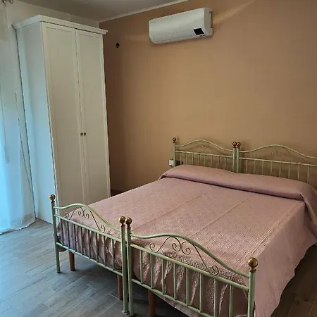 Stanza Lillina Matrimoniale Con Angolo Cottura Guest house