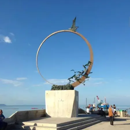 Stanza Lillina Matrimoniale Con Angolo Cottura San Benedetto del Tronto
