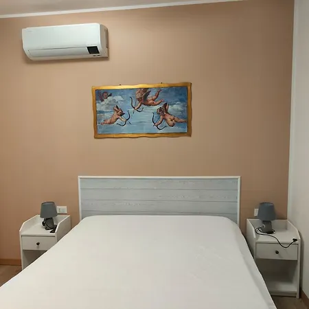 Stanza Lillina Matrimoniale Con Angolo Cottura * San Benedetto del Tronto