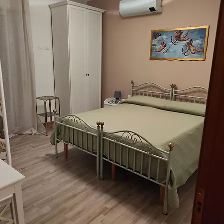 Guest house Stanza Lillina Matrimoniale Con Angolo Cottura *